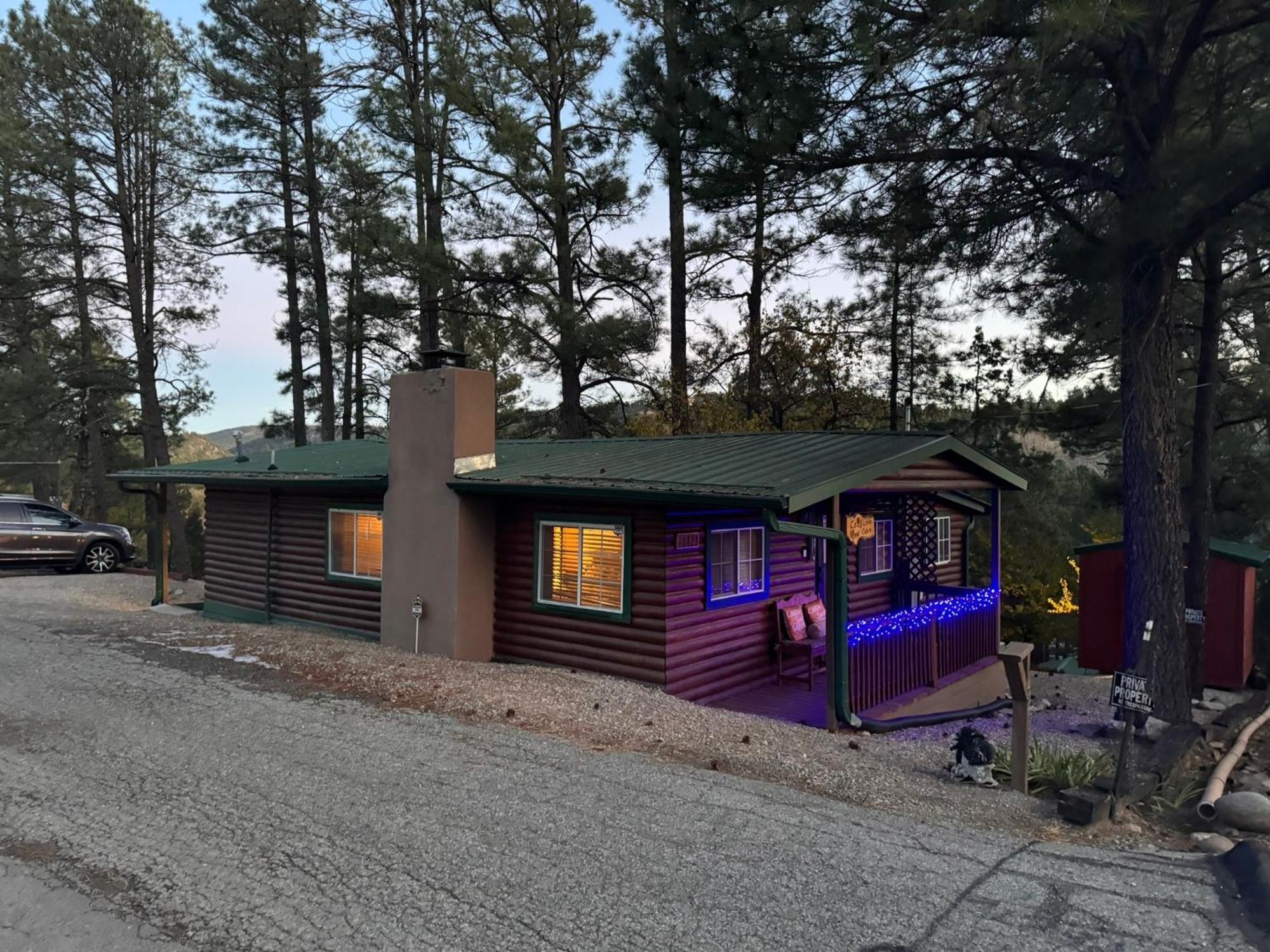 Gonzales Cozy Little Bear Cabin Ruidoso Exterior foto
